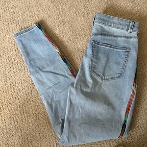 Knox Rose Skinny Jeans w/ Embroidery
